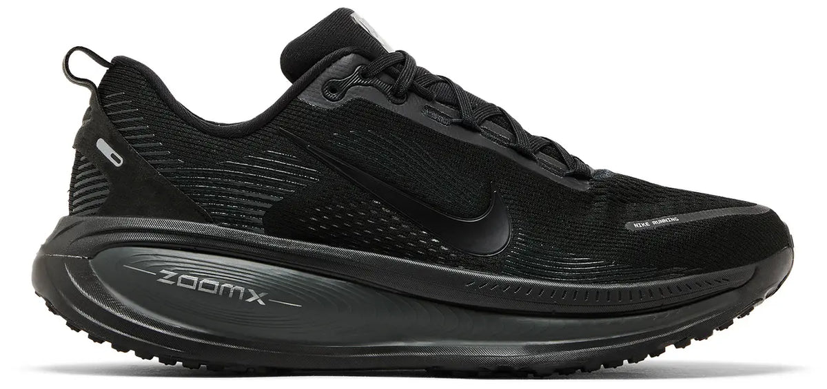 Nike Vomero 18 'Triple Black