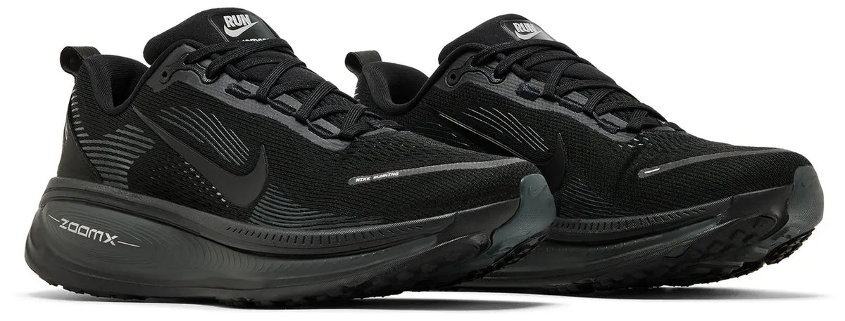 Nike Vomero 18 'Triple Black