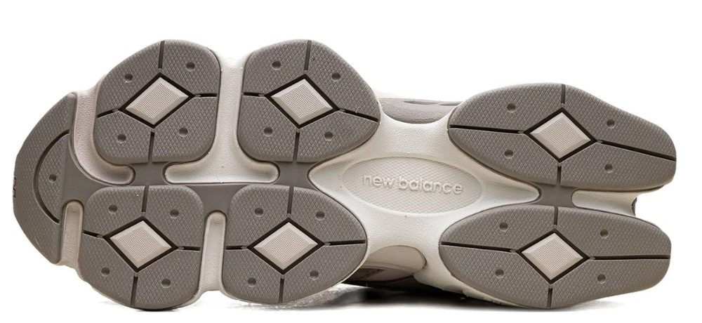 New Balance 9060 ‘Arid Stone Rose Sugar’